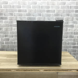 冷蔵庫 1ドア 45L 右開き
