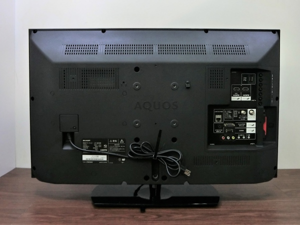 液晶テレビ　32インチ　AQUOS[アクオス](リモコン欠品)