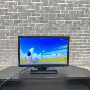 液晶テレビ 19インチ ドウシシャ (地デジ専用)