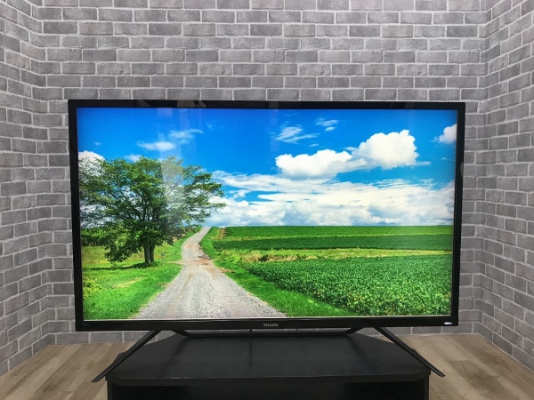 4K　HDR　ディスプレイ　42.51インチ　Ambiglow 搭載　(本体のみ)