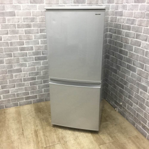 冷蔵庫 2ドア 137L 【どっちもドア】