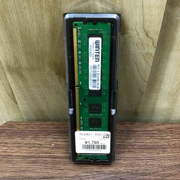 PCメモリー　PC3-12800　4GB