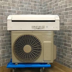 エアコン　2.2kw　【オートクリーニング機能搭載】