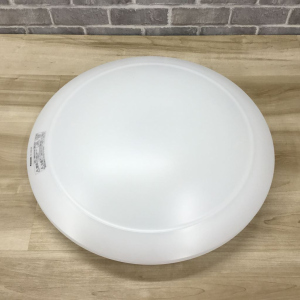 LEDシーリングライト 昼光色調光(リモコン欠品)〜6畳