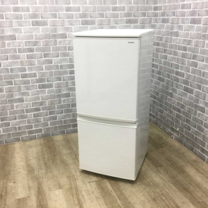 冷蔵庫 2ドア 137L 【どっちもドア】