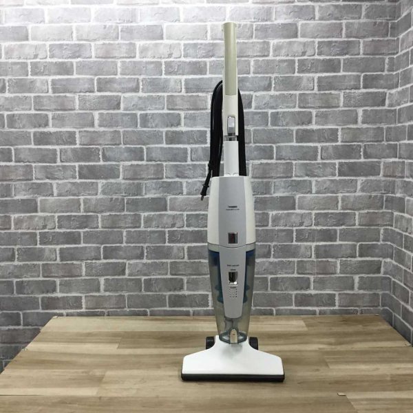 Dyson V7 知ろ Trigger 掃除機 本体 ツール 付属 セット ノズル