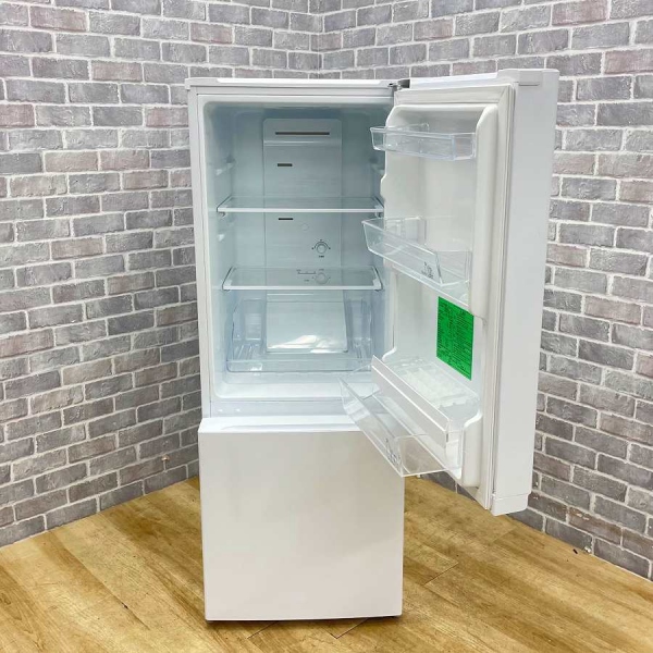 2022年製　ヤマダセレクト　ノンフロン冷凍冷蔵庫　YRZ-F15J
