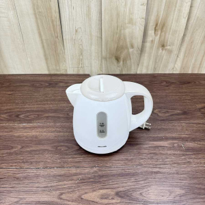 電気ケトル 0.8L